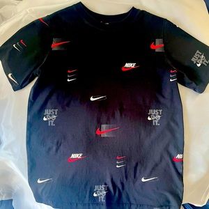 Nike Boys Tshirt